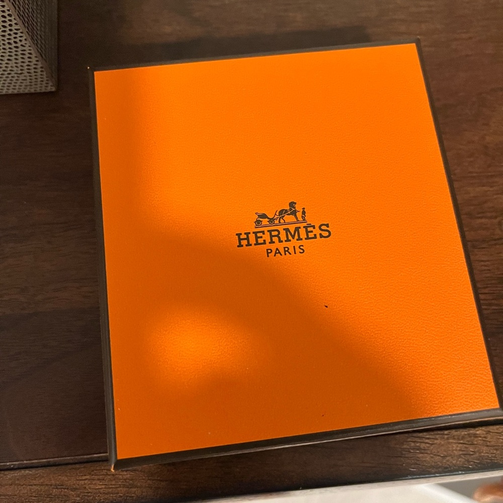 Hermes gold tone and leather necklace - Picture 5 of 5